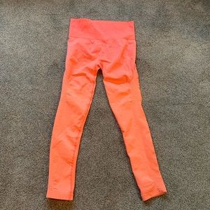 Brand new, never worn ombré leggings